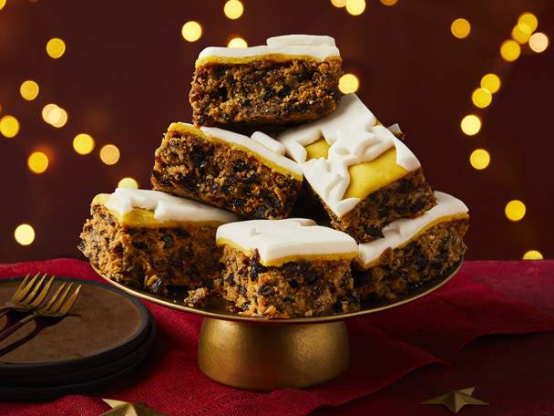 Get-Ahead Christmas Cake Recipe